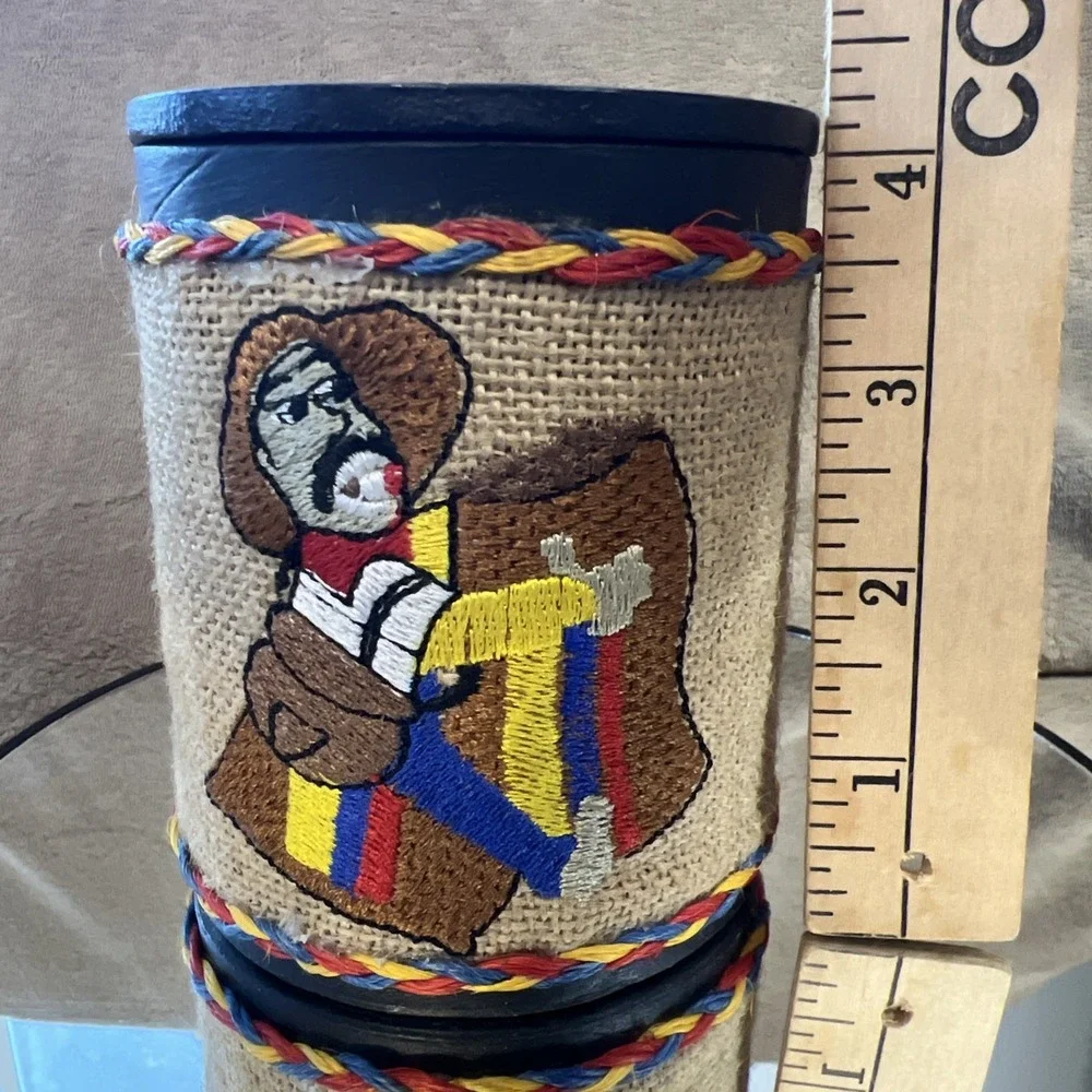Wooden Lidded Trinket Box Burlap Wrapped Embroidered‎ Columbia